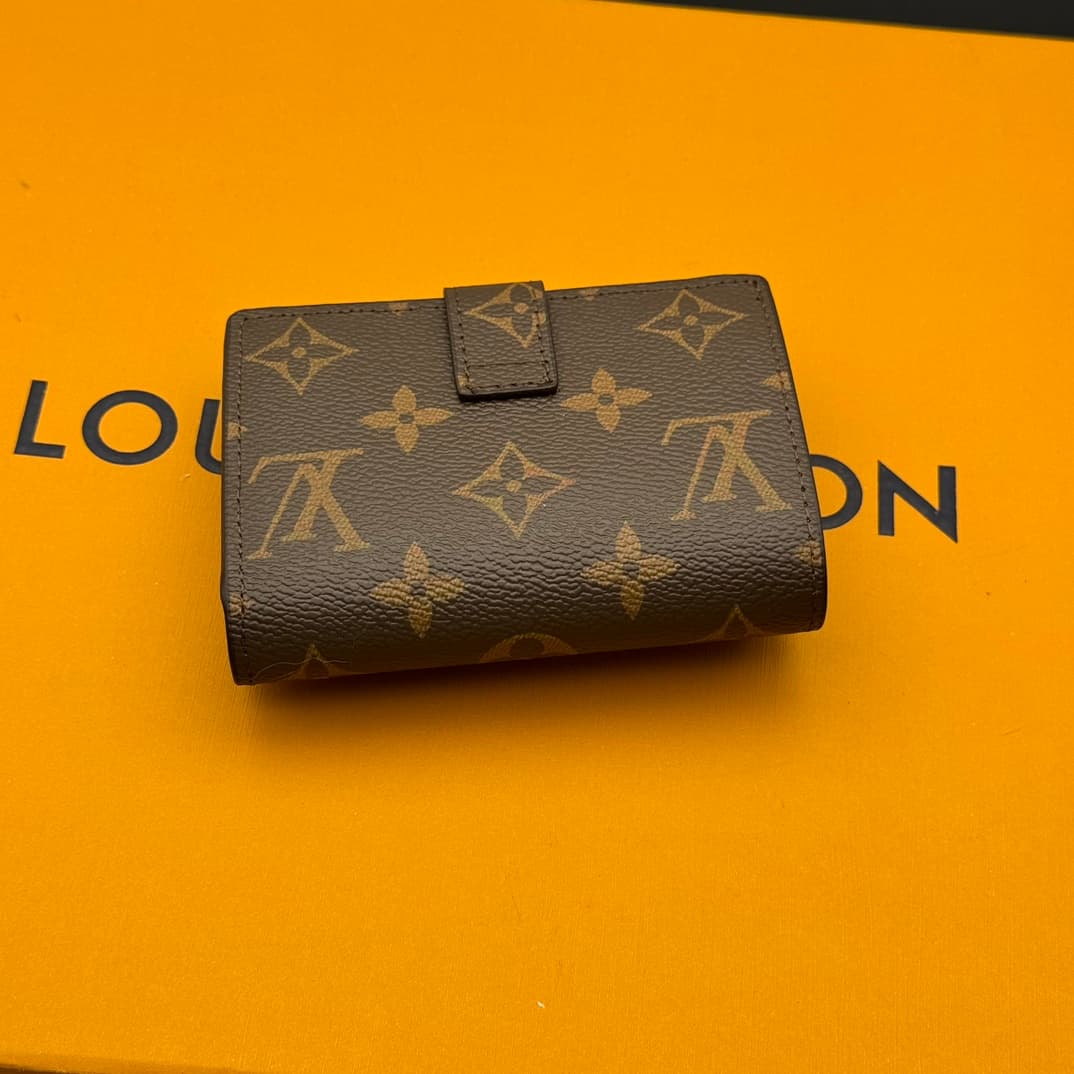Louis Vuitton Red Watch M12408