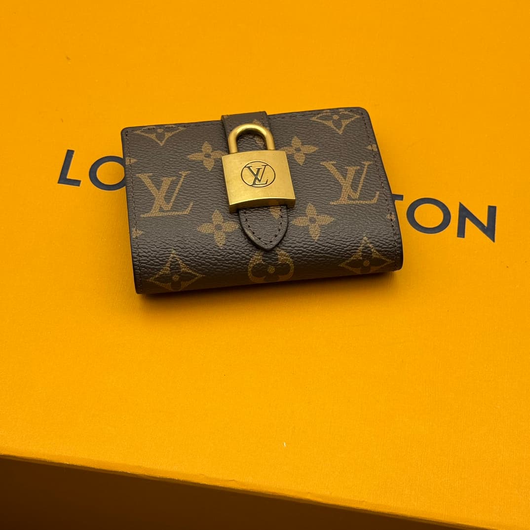 Louis Vuitton Brown Watch M12408