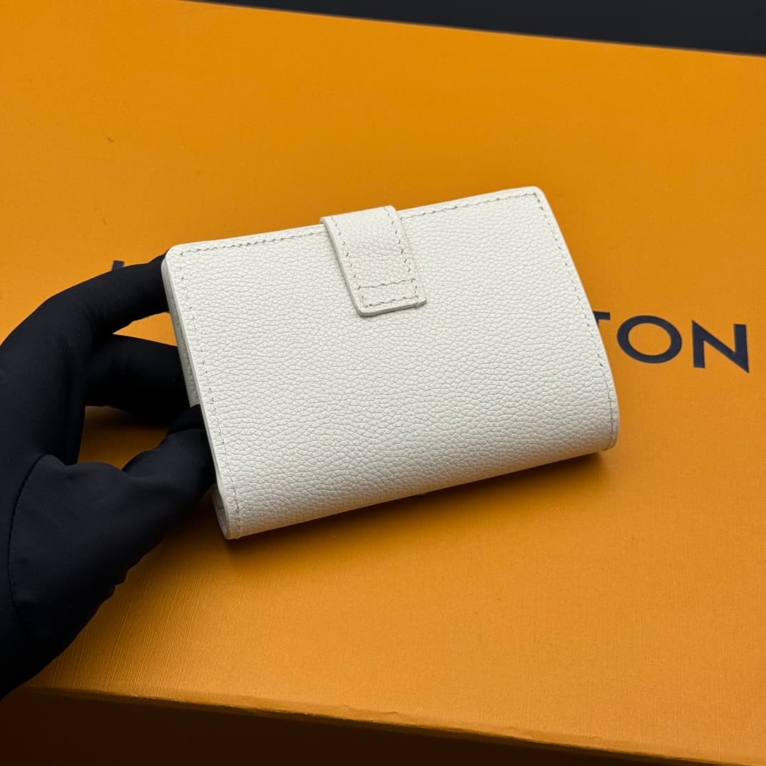 Louis Vuitton White Watch M12408