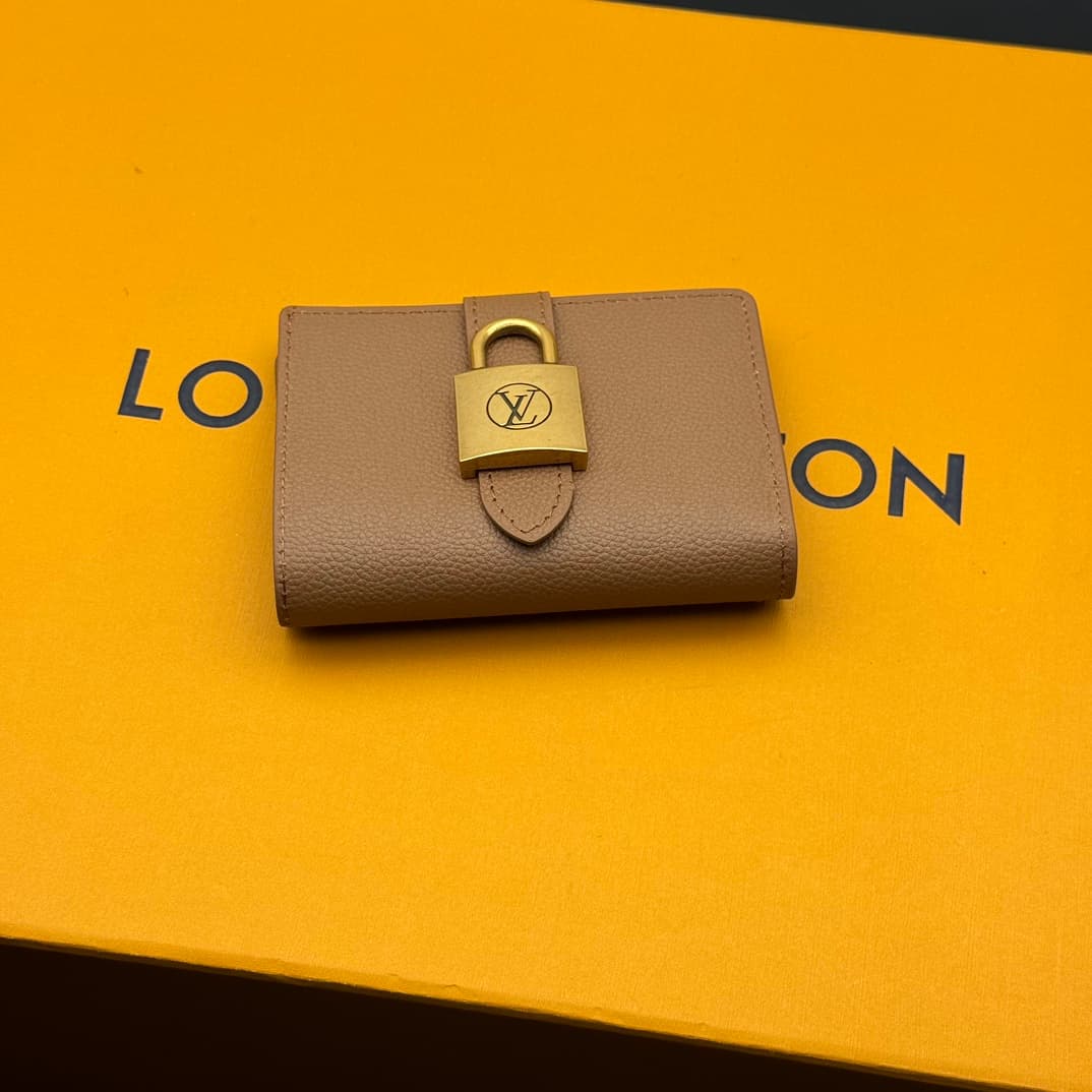 Louis Vuitton Brown Watch M12408