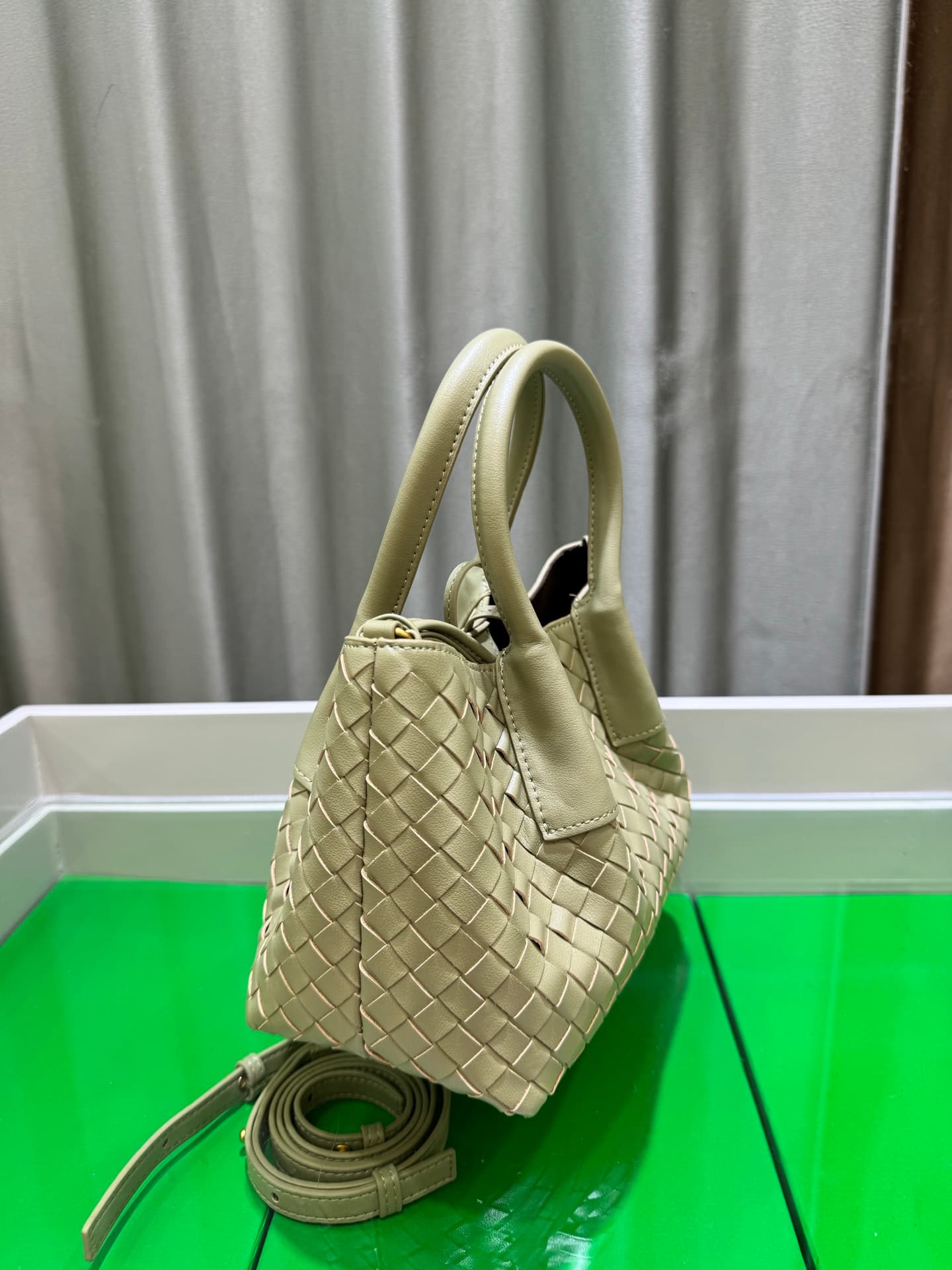Bottega Veneta Small Tote Bag 9965