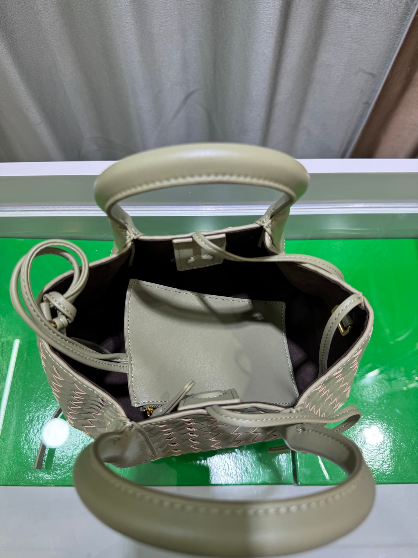 Bottega Veneta Small Tote Bag 9965