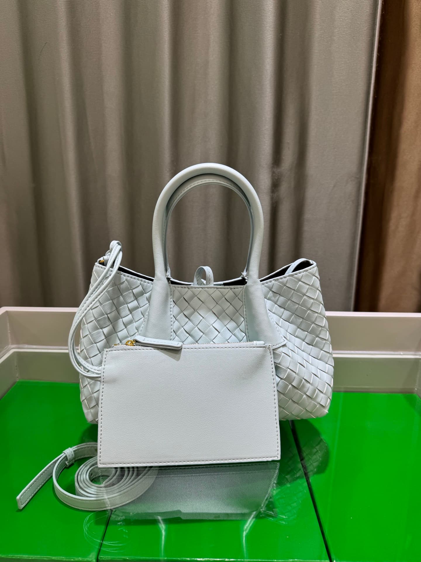 Bottega Veneta Small Tote Bag 9965