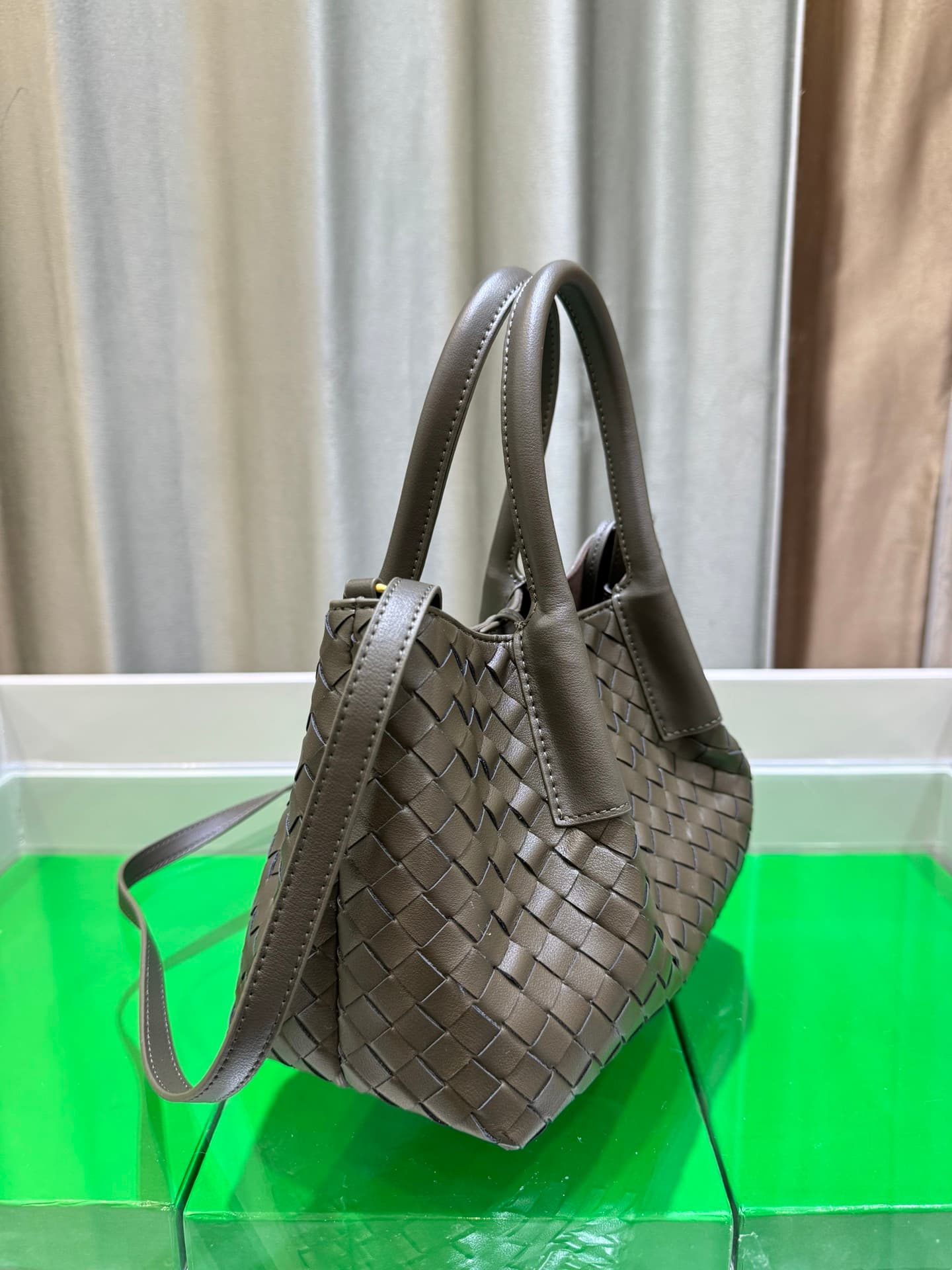 Bottega Veneta Small Tote Bag 9965