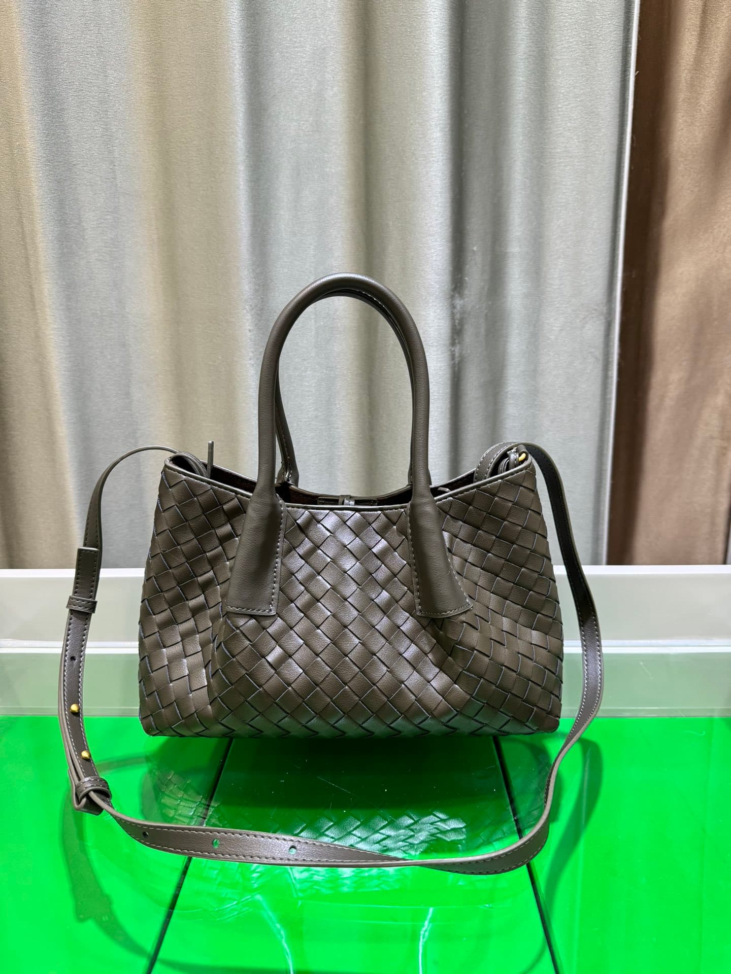 Bottega Veneta Small Tote Bag 9965