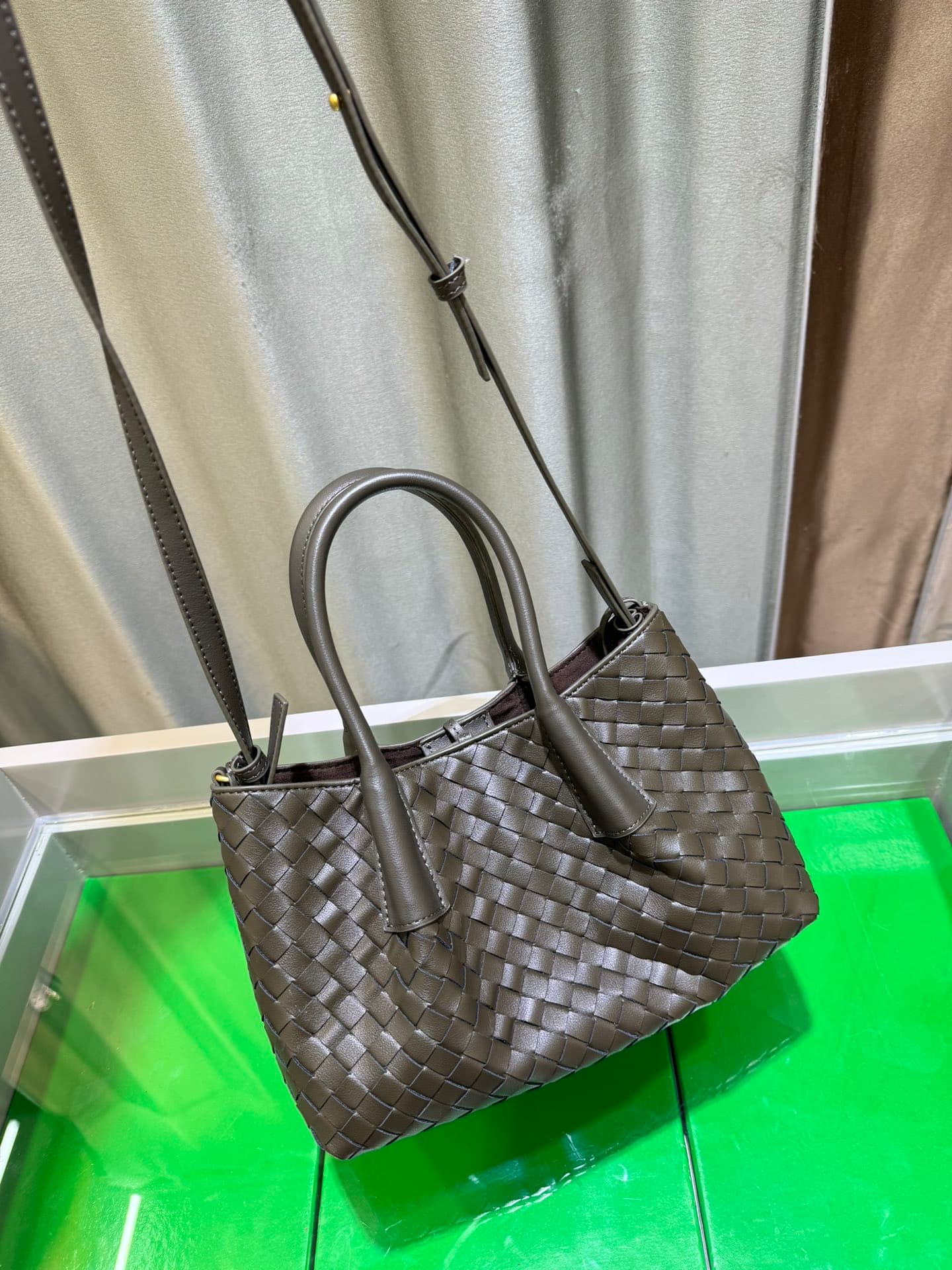 Bottega Veneta Small Tote Bag 9965