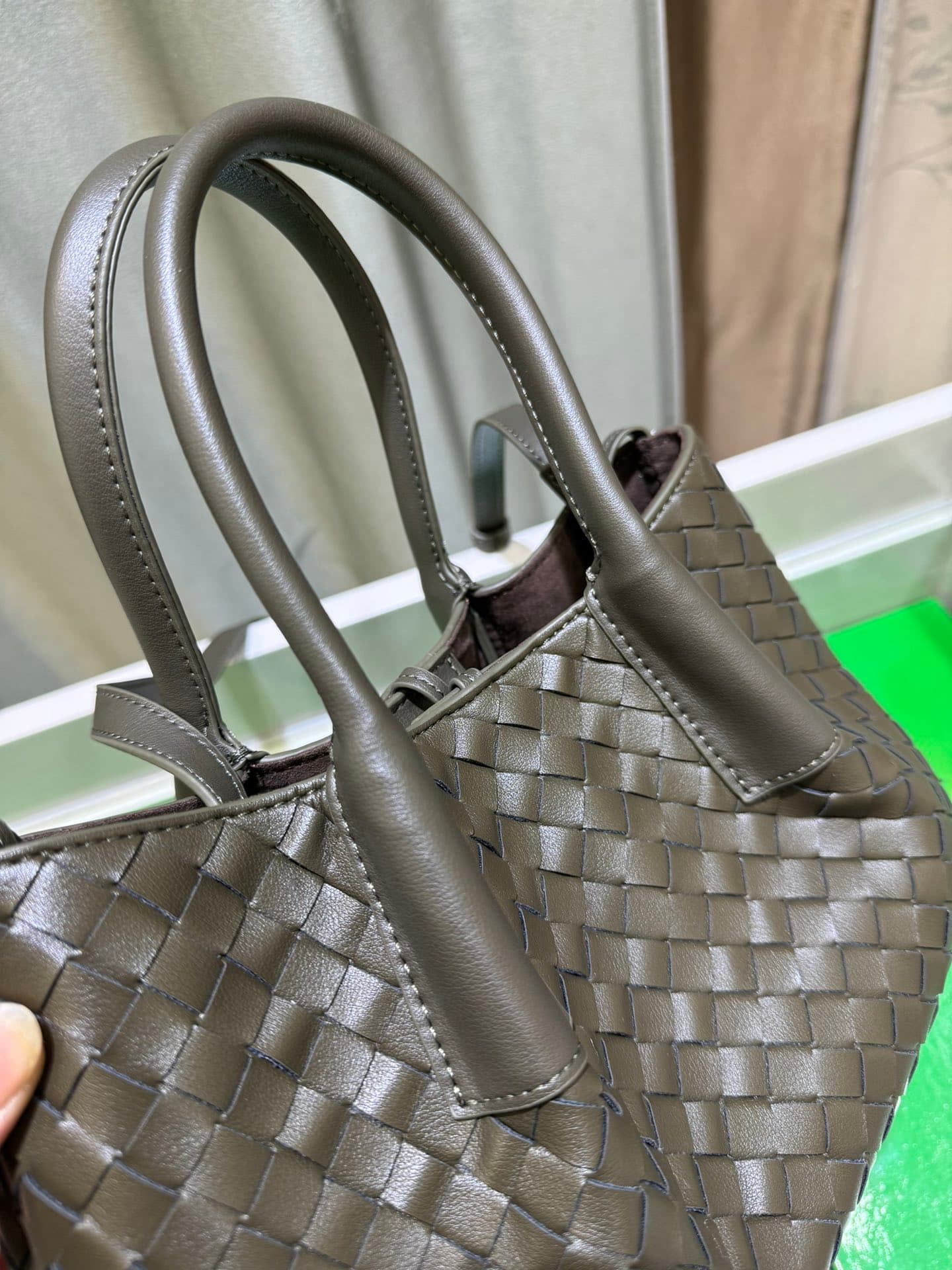 Bottega Veneta Small Tote Bag 9965
