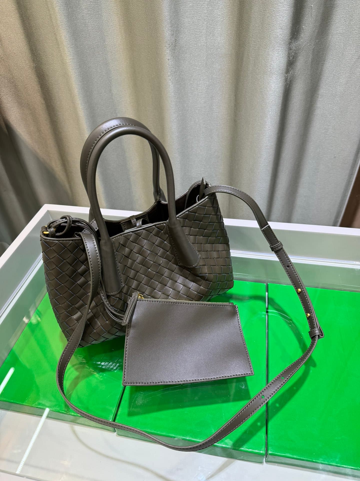 Bottega Veneta Small Tote Bag 9965