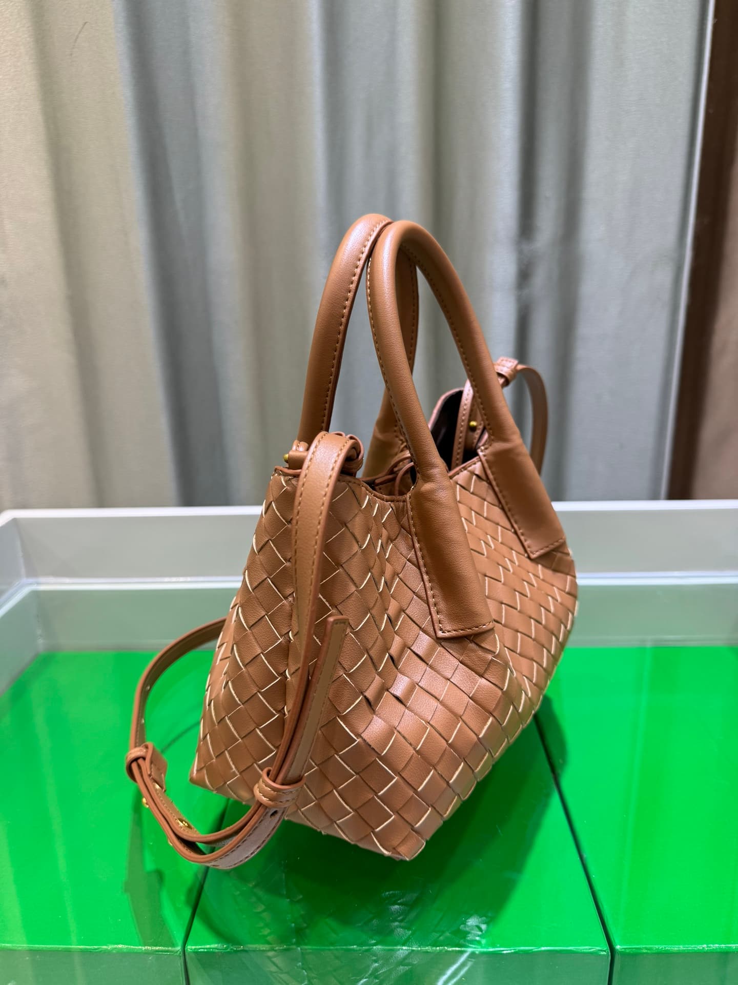 Bottega Veneta Small Tote Bag 9965