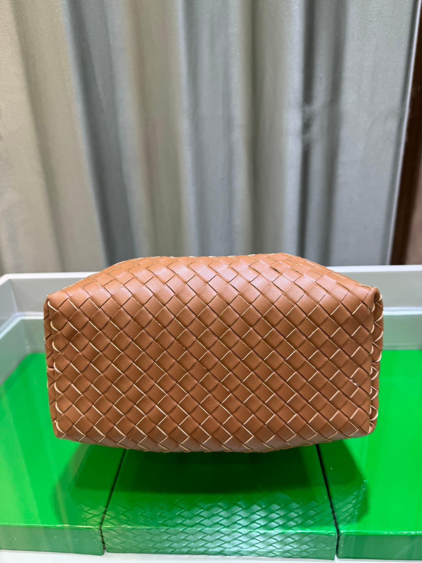Bottega Veneta Small Tote Bag 9965