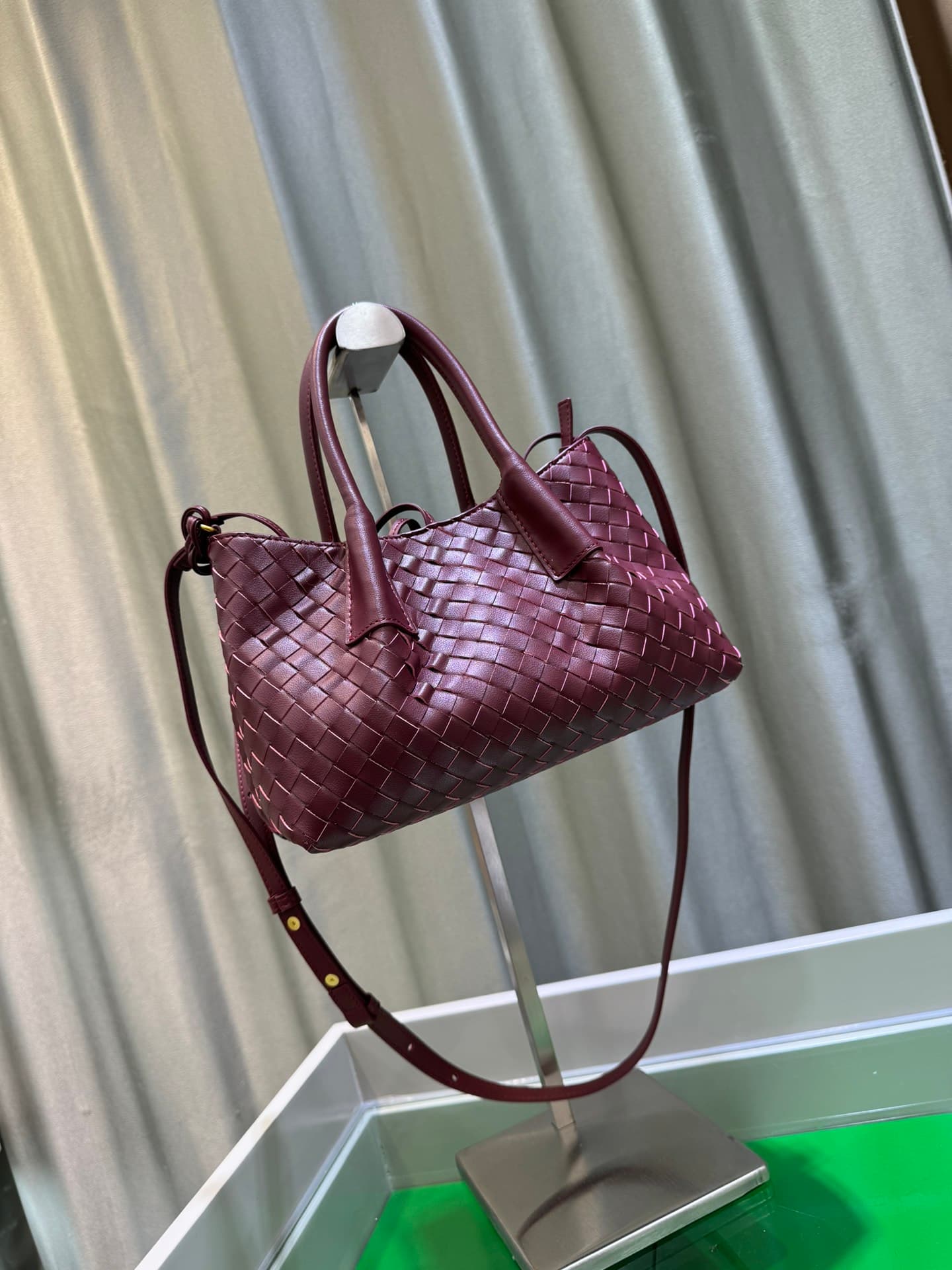 Bottega Veneta Small Tote Bag 9965