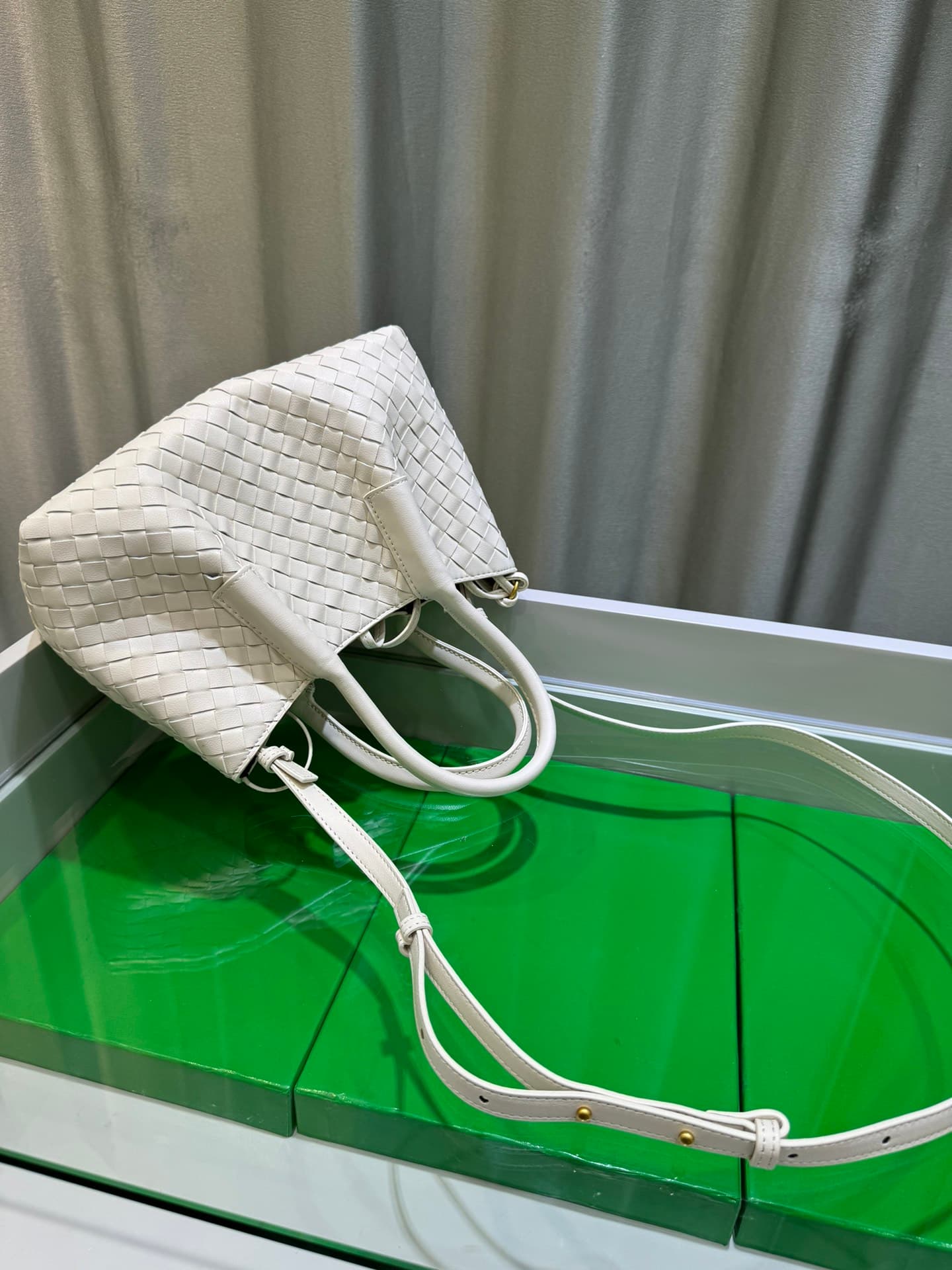 Bottega Veneta Small Tote Bag 9965