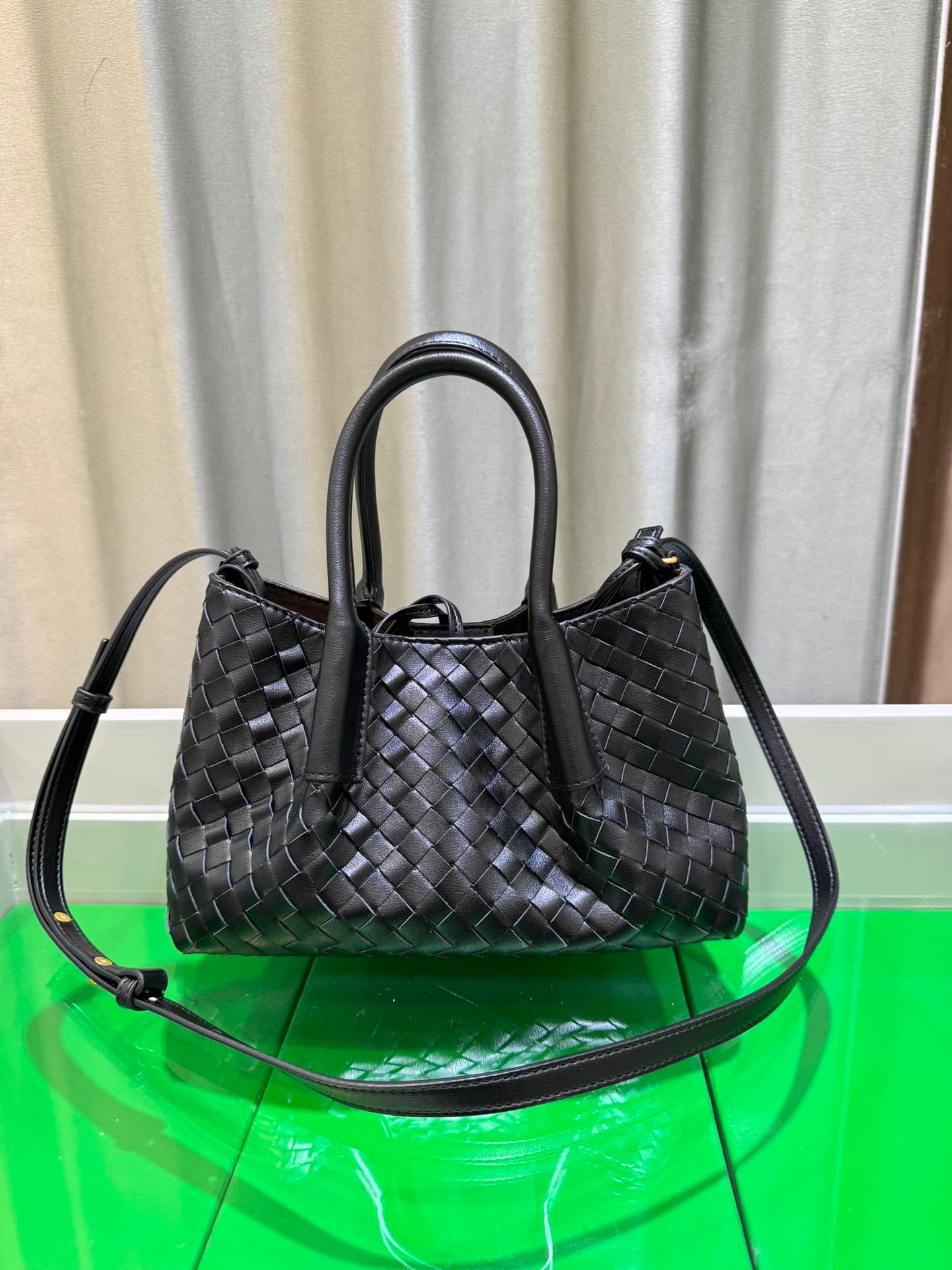 Bottega Veneta Small Tote Bag 9965