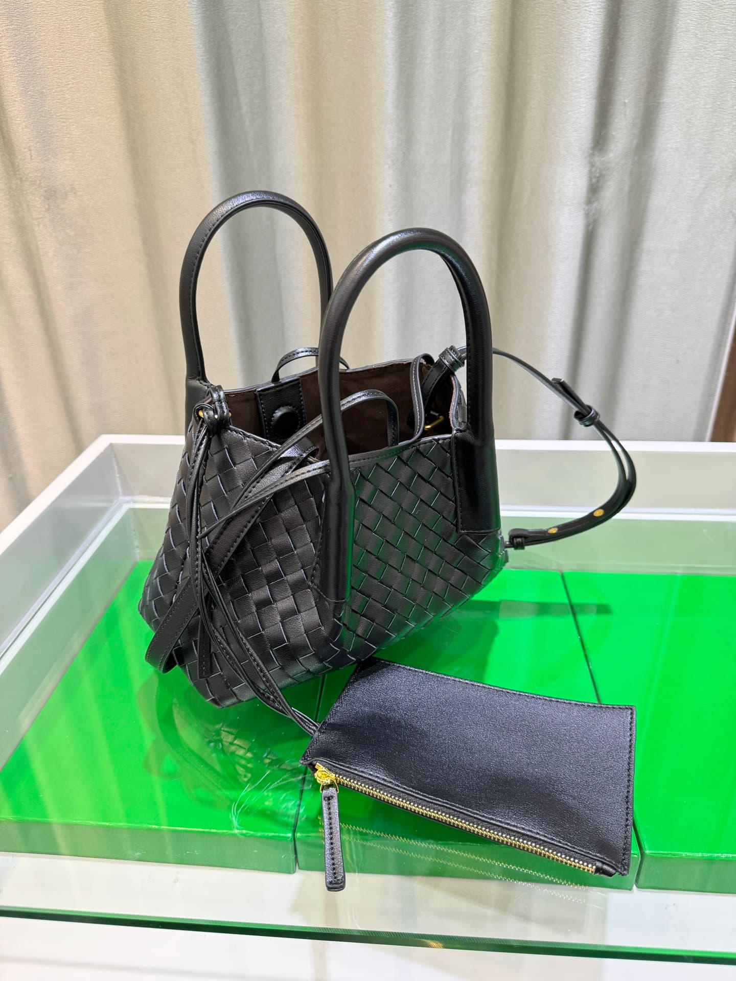 Bottega Veneta Small Tote Bag 9965