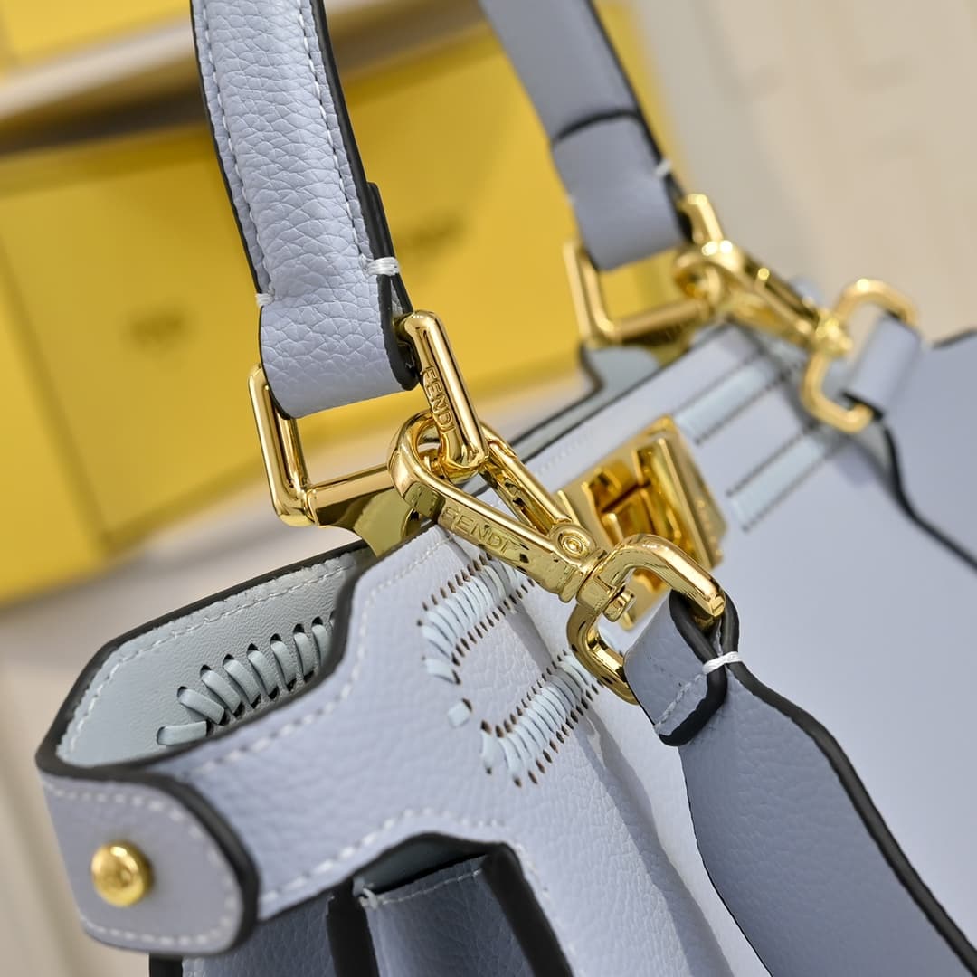 Fendi Gold Large Product 33207