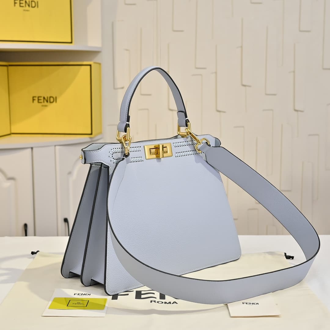Fendi Gold Large Product 33207