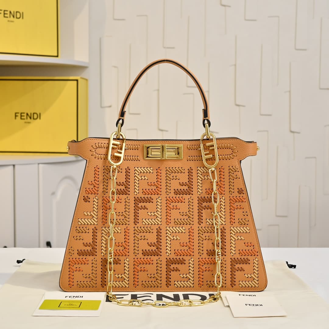 Fendi Gold Large Product 33207