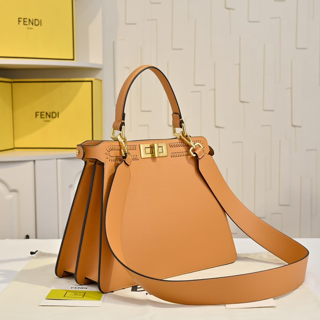 Fendi Gold Large Product 33207