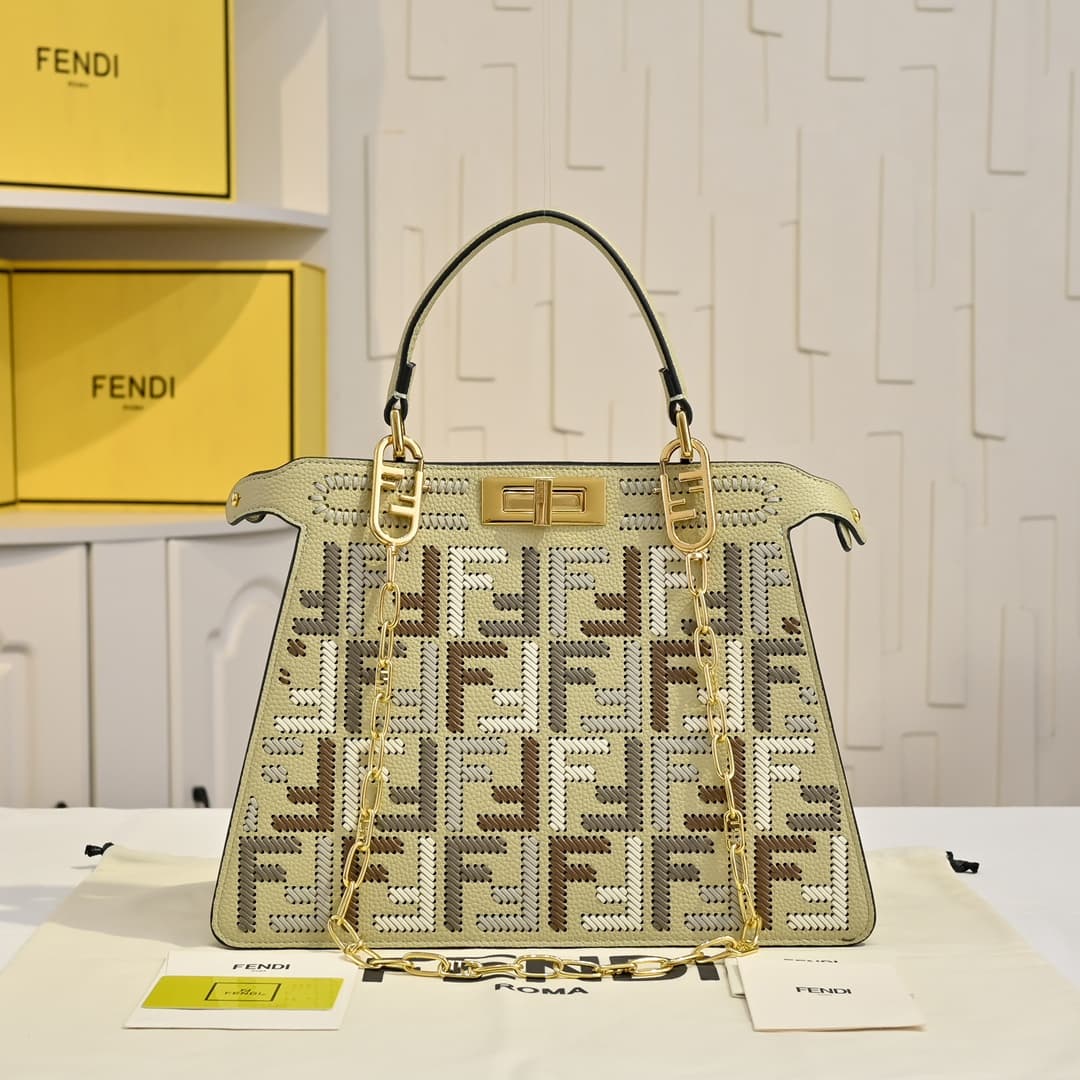 Fendi Gold Large Product 33207