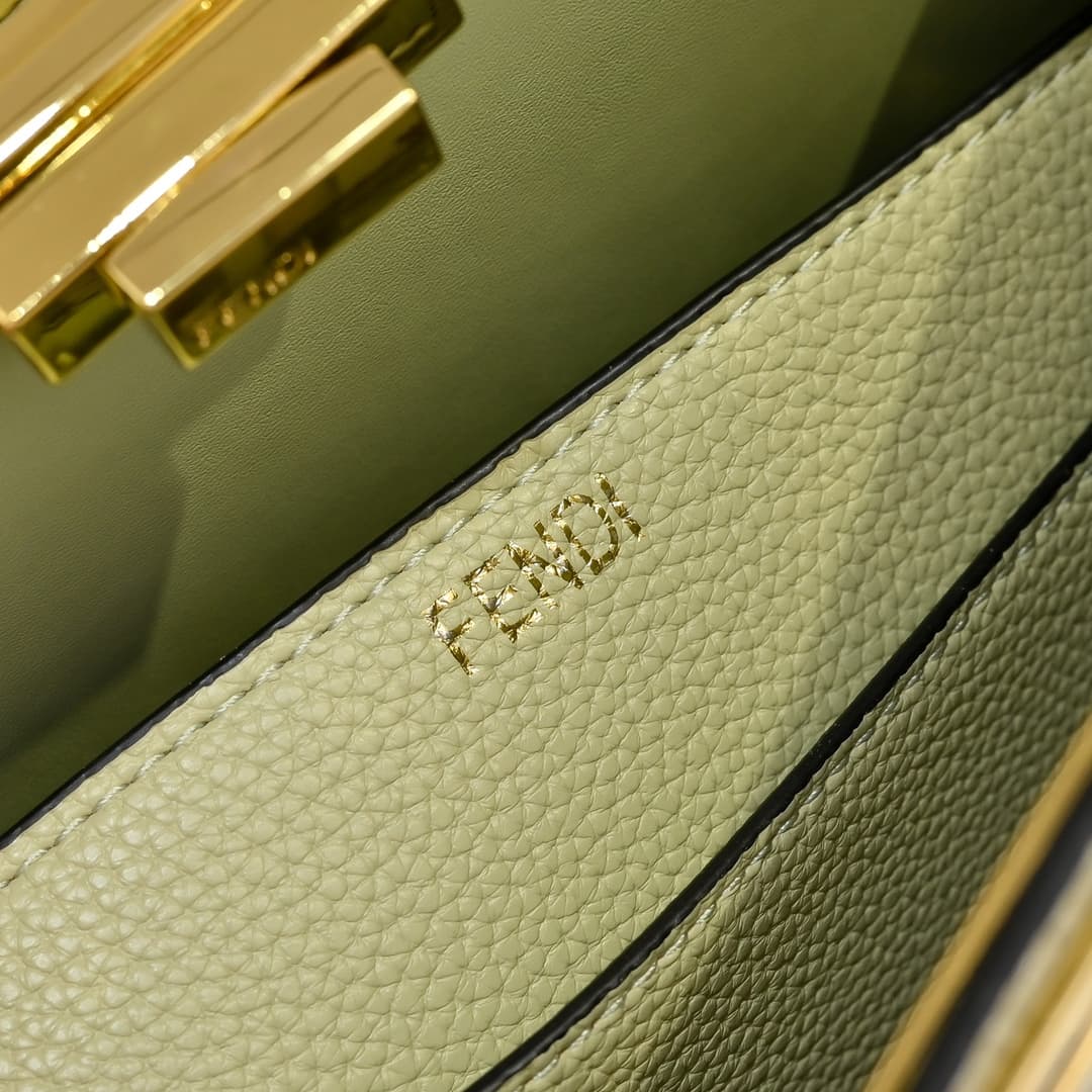 Fendi Gold Large Product 33207