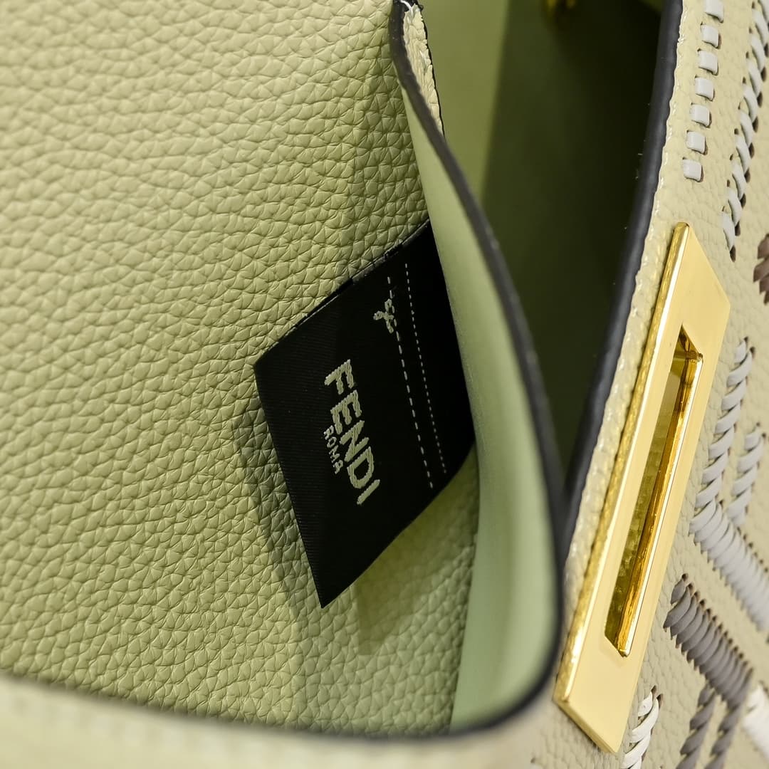 Fendi Gold Large Product 33207