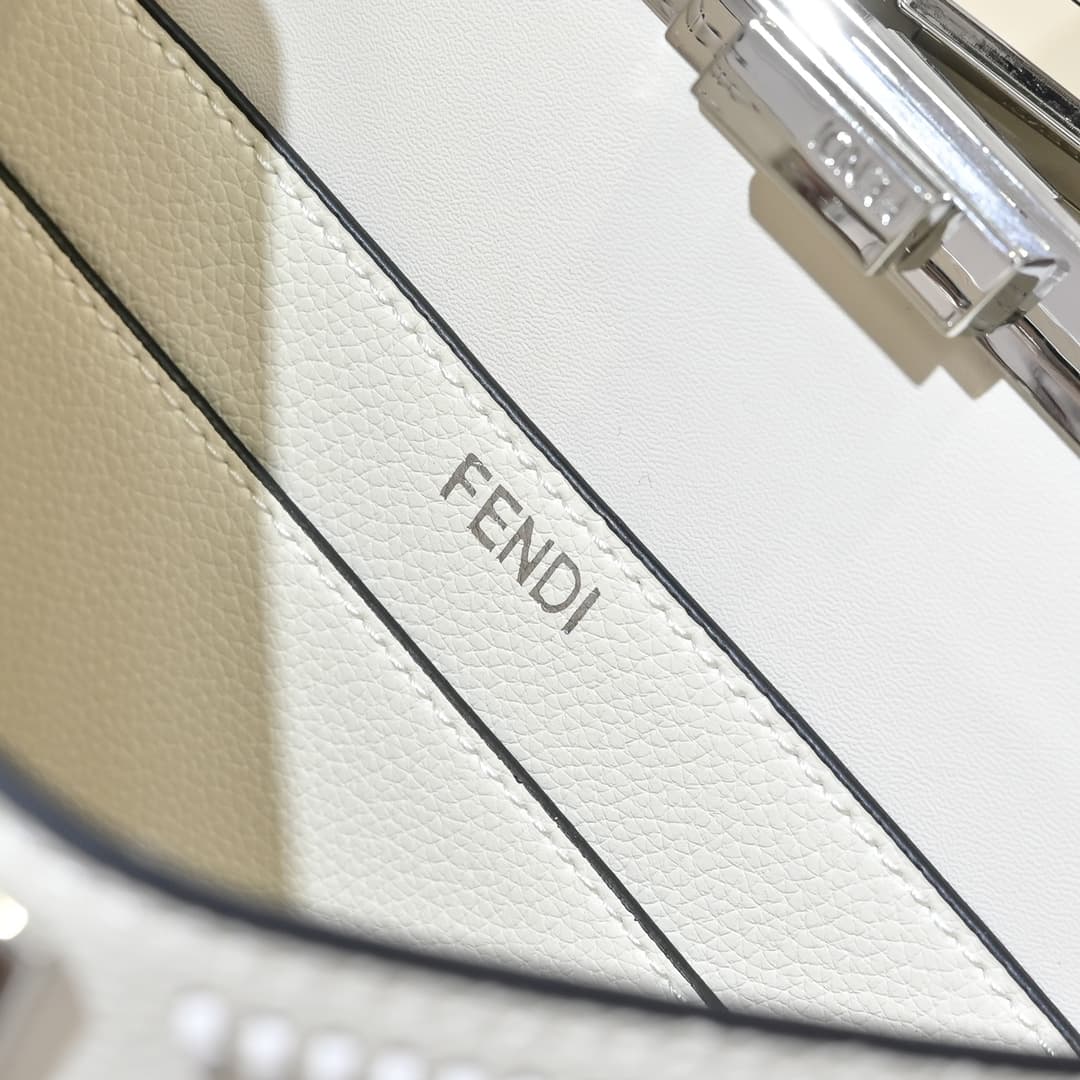 Fendi Gold Large Product 33207