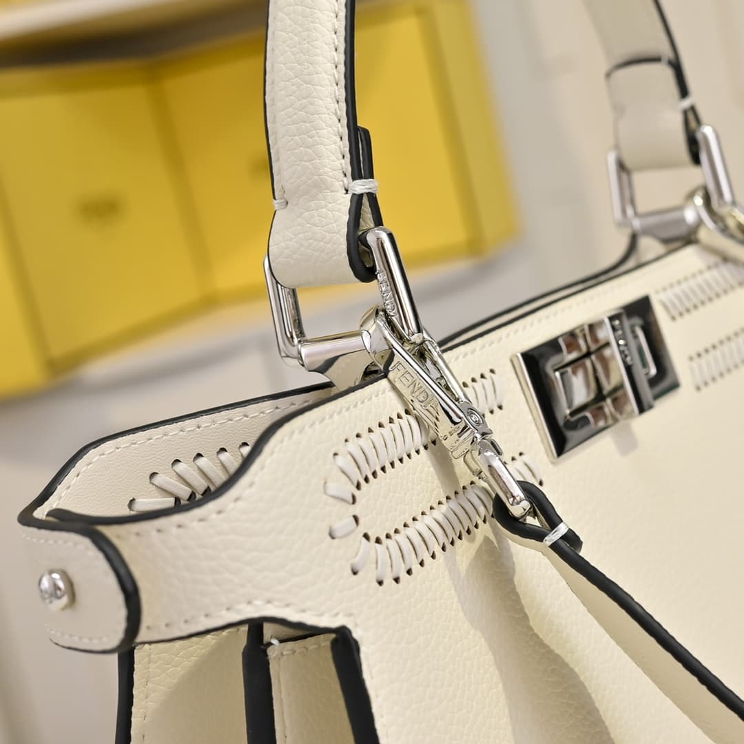 Fendi Gold Large Product 33207