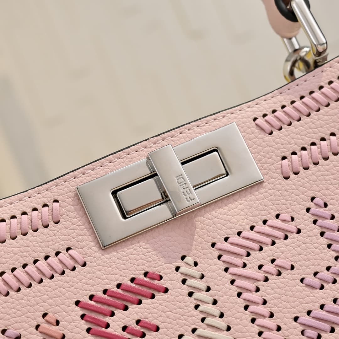 Fendi Gold Large Product 33207