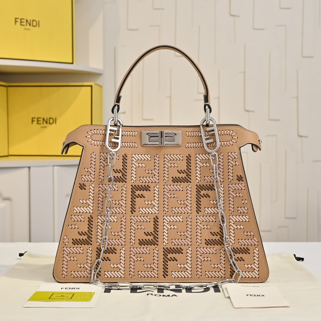 Fendi Gold Large Product 33207