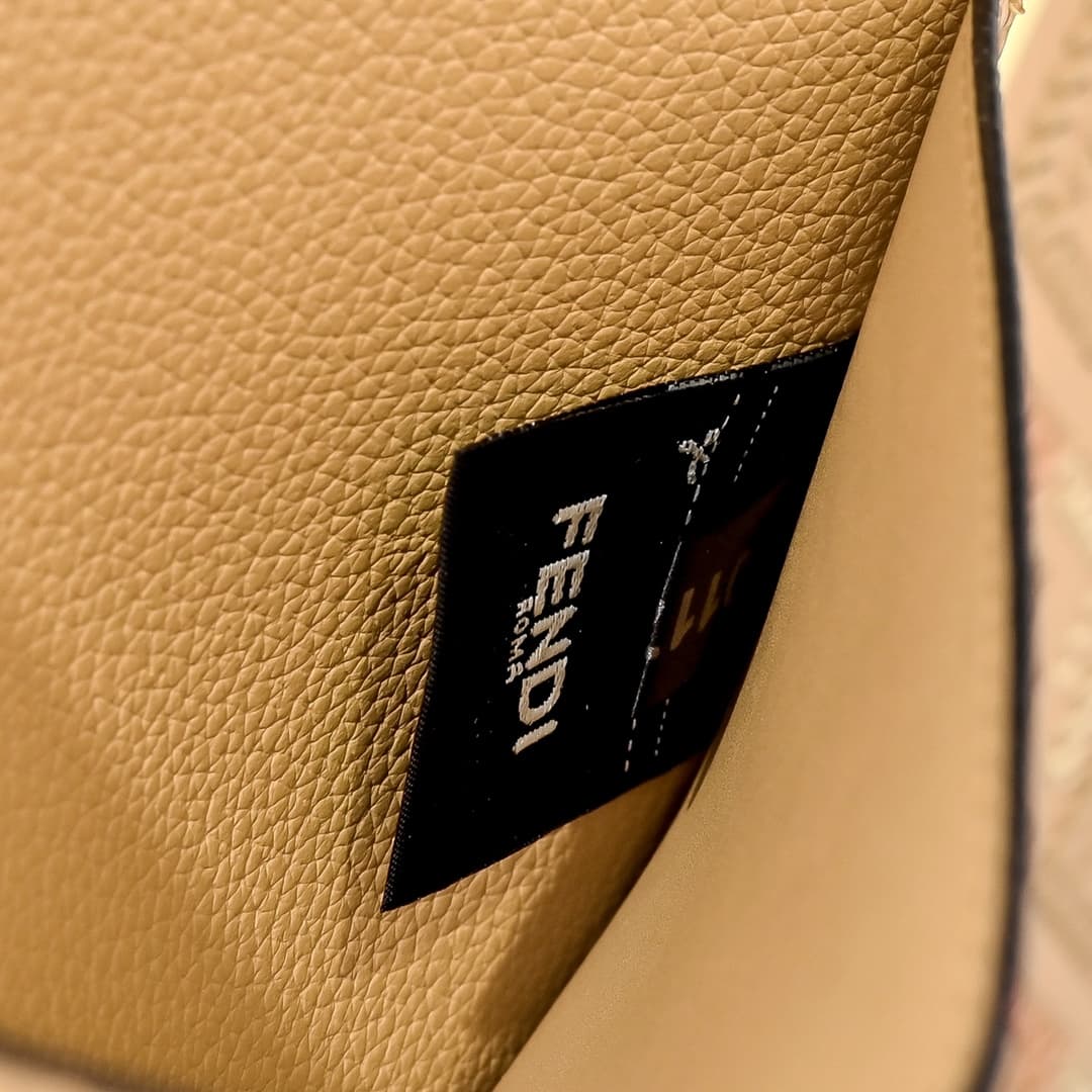 Fendi Gold Large Product 33207