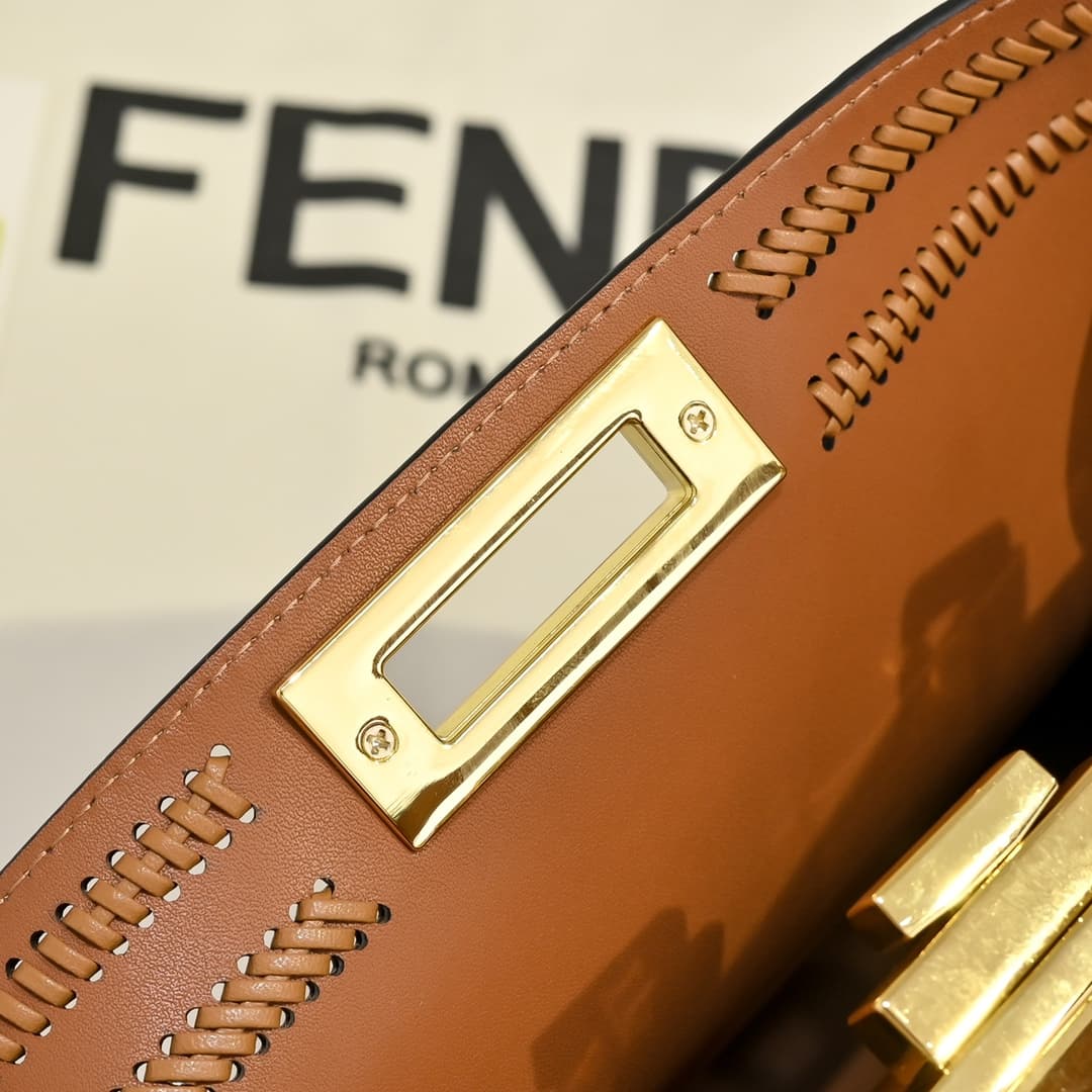 Fendi Gold Large Product 33206