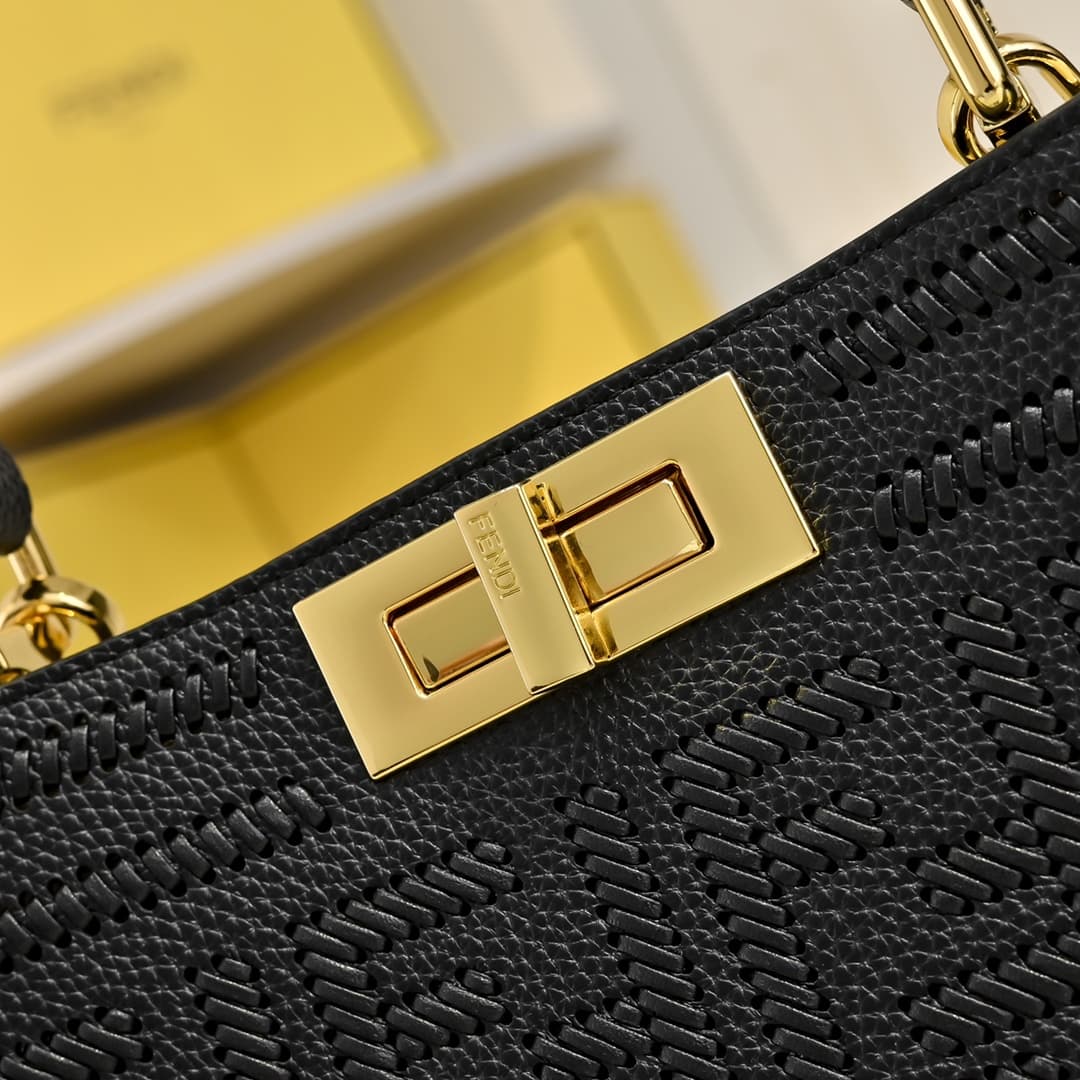Fendi Gold Large Product 33206
