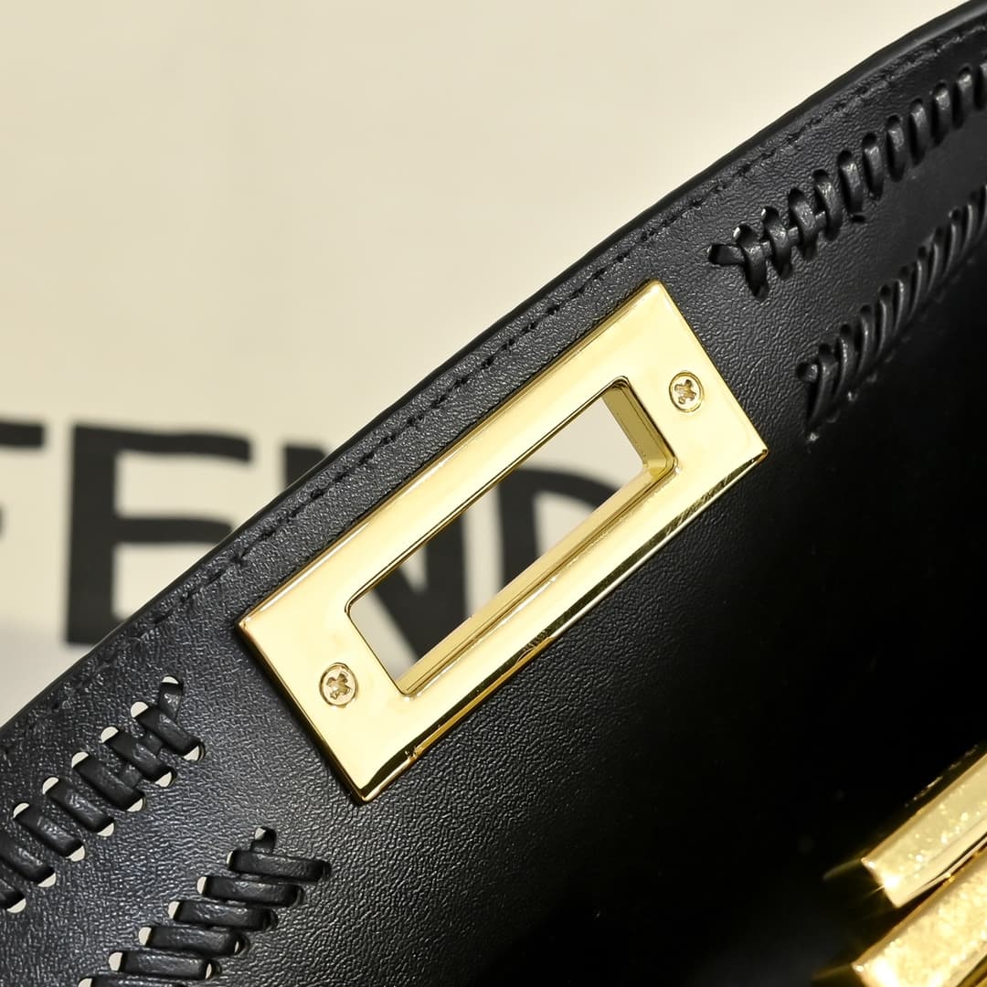 Fendi Gold Large Product 33206