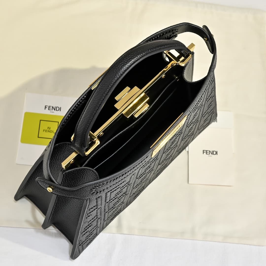 Fendi Gold Large Product 33206
