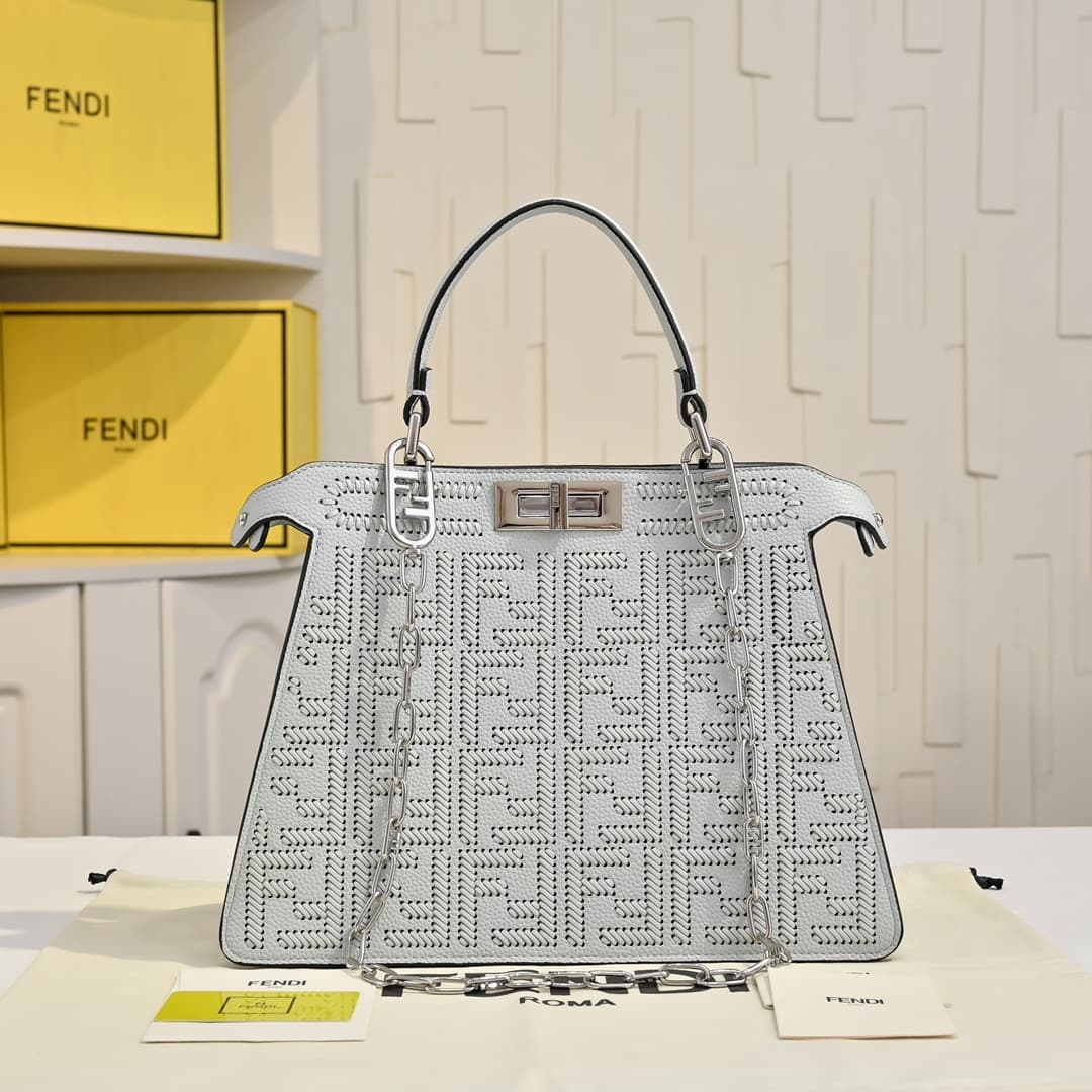 Fendi Gold Large Product 33206