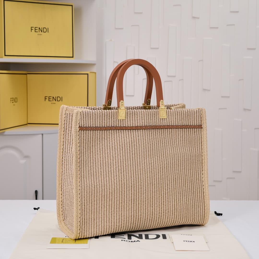 Fendi Medium Tote Bag 9914