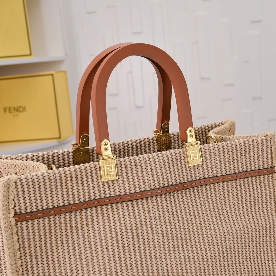 Fendi Medium Tote Bag 9914
