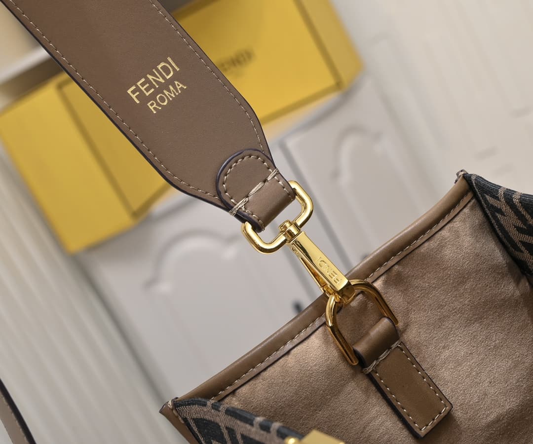Fendi Medium Tote Bag