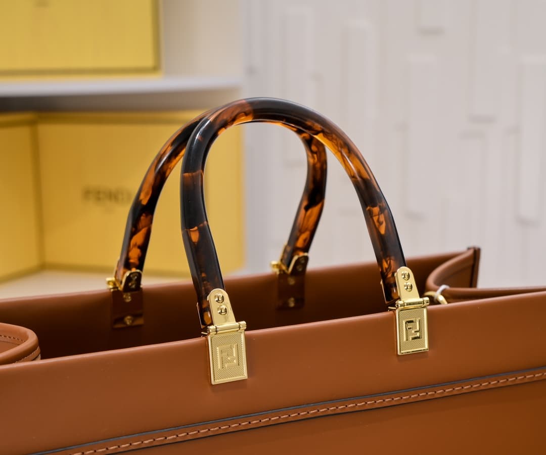 Fendi Large Tote Bag 3343