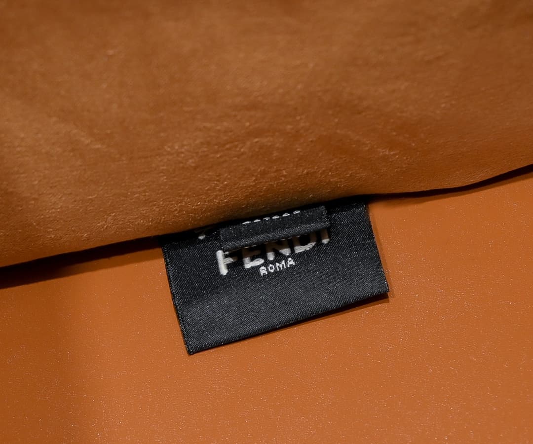 Fendi Large Tote Bag 3343