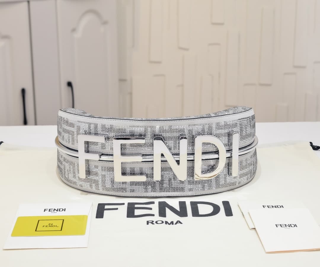 Fendi Small Shoulder Bag 2196