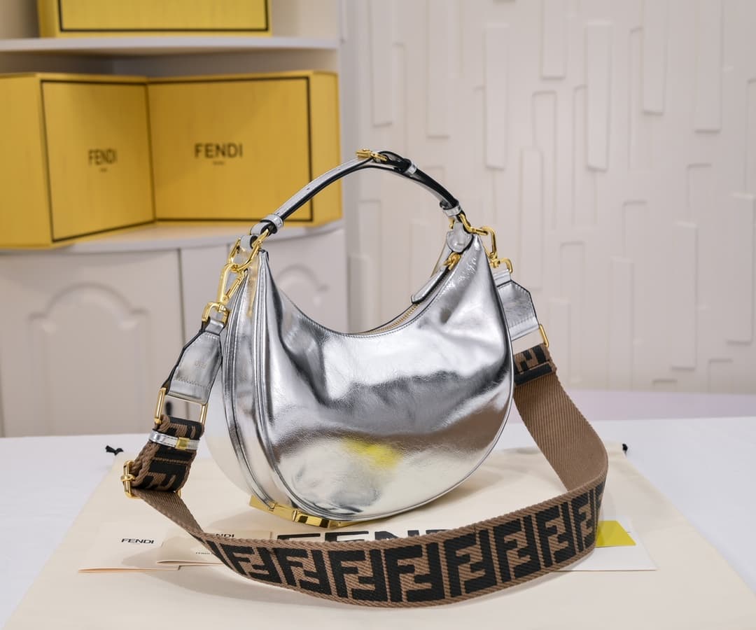Fendi Small Shoulder Bag 2196