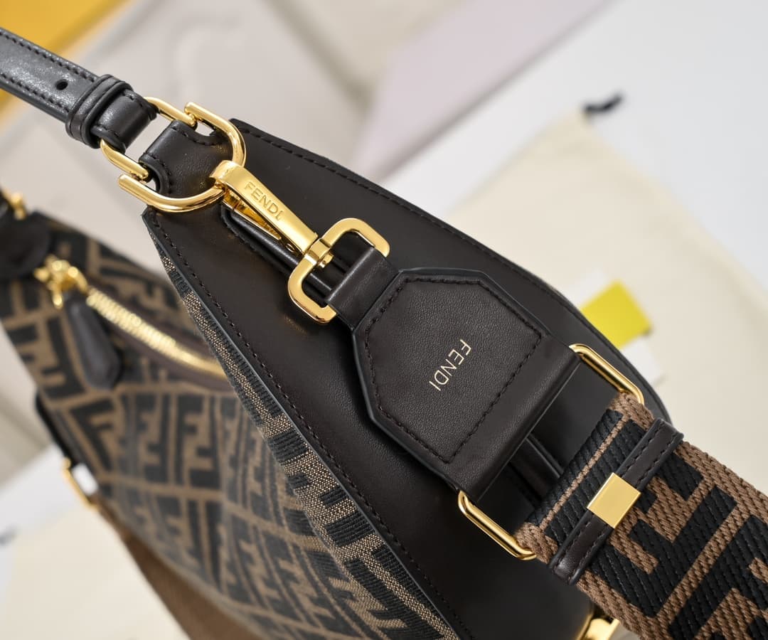 Fendi Small Shoulder Bag 2196