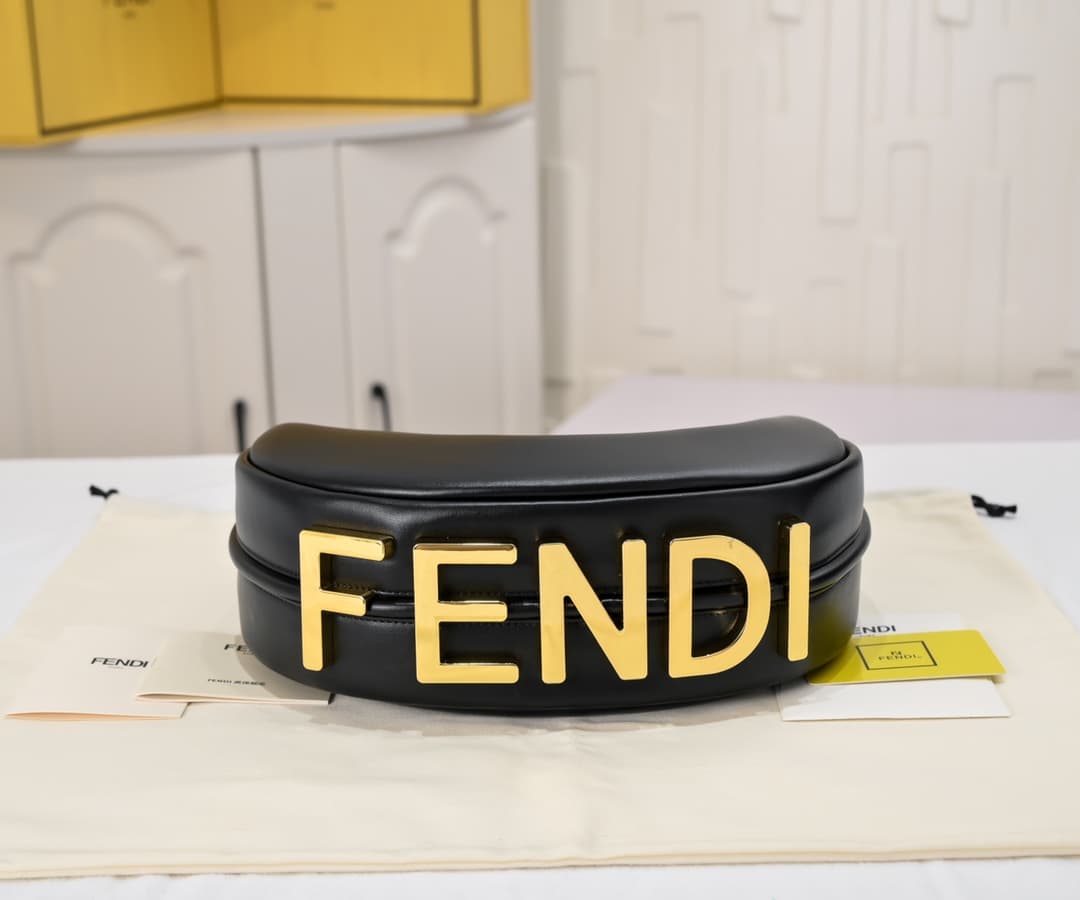 Fendi Small Shoulder Bag 2196