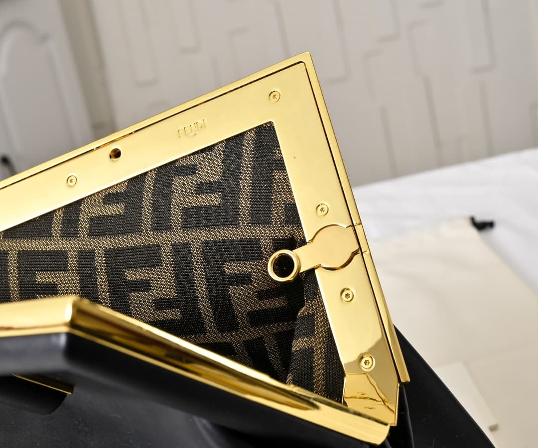 Fendi Gold Large Crossbody Bag 80017
