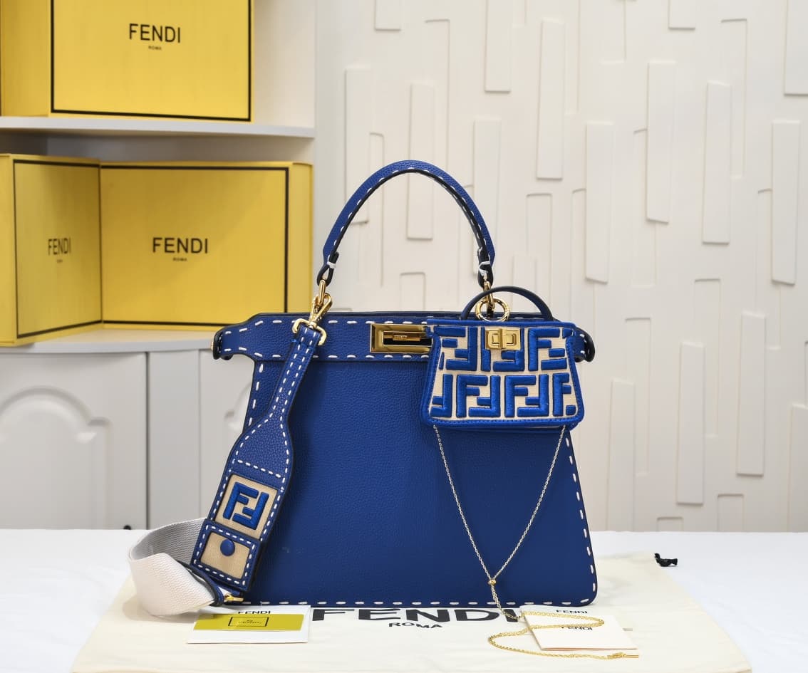 Fendi Gold Bag 3310