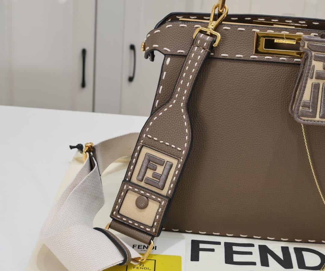 Fendi Gold Medium Product 3310