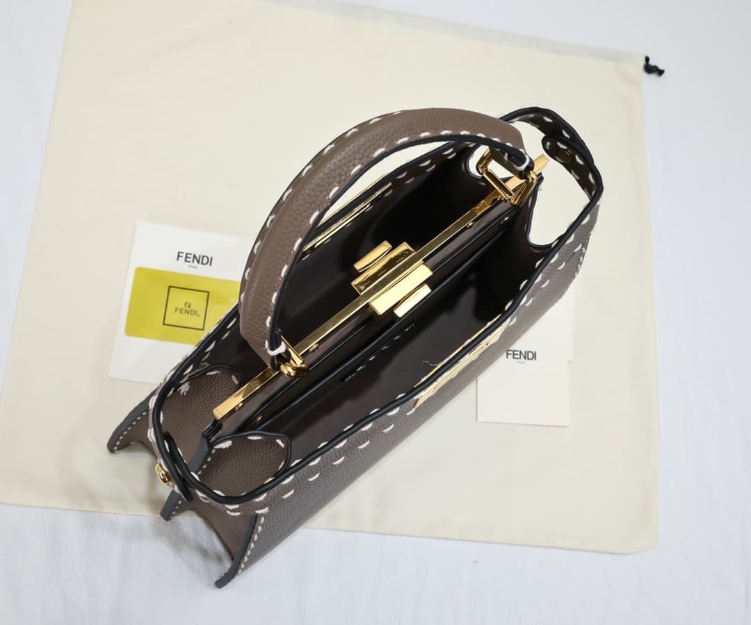 Fendi Gold Medium Product 3310