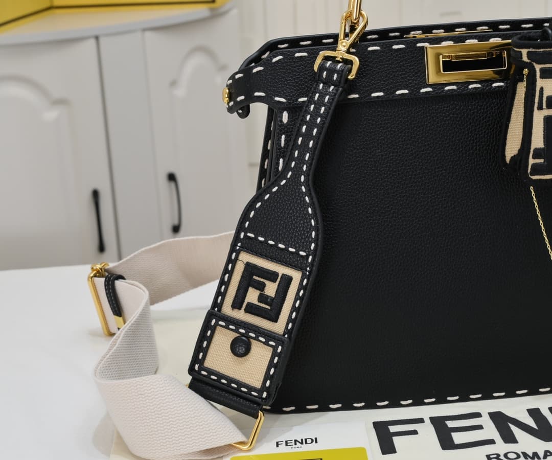 Fendi Gold Medium Product 3310