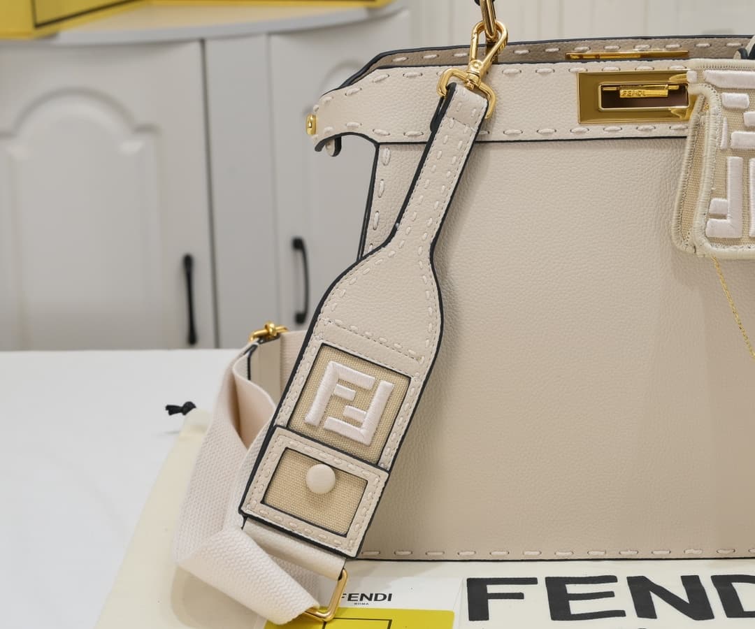 Fendi Gold Medium Product 3310